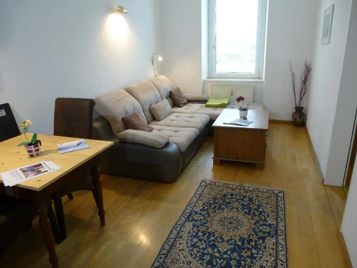 Charming, Central, Spacious Apartment Innsbruck Austria