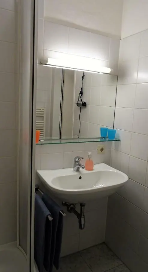 Charming, Central, Spacious Apartment Innsbruck